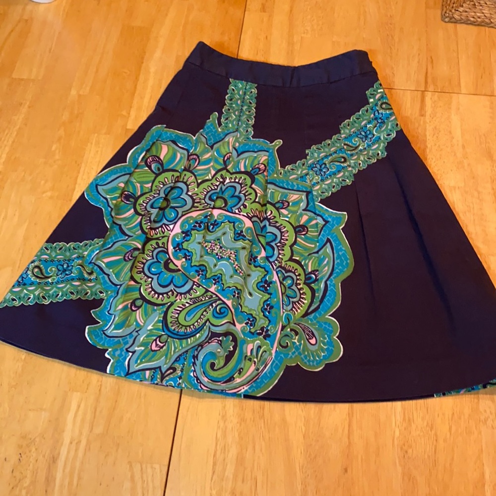 Lilly Pulitzer Pleated Navy with Paisley print MIDI Skirt Size 0
